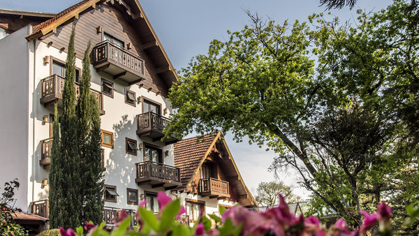 Xadrez gigante. - Picture of Bavaria Sport Hotel, Gramado